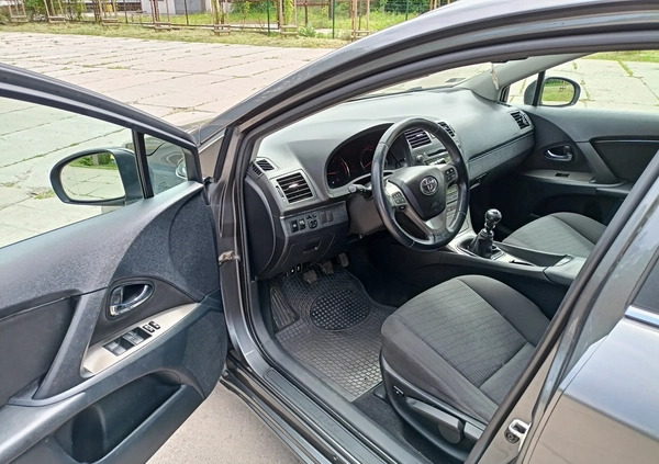 Toyota Avensis cena 20900 przebieg: 298596, rok produkcji 2009 z Błonie małe 277